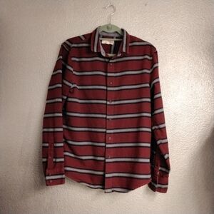 1901  long sleeved flannel shirt    Size M